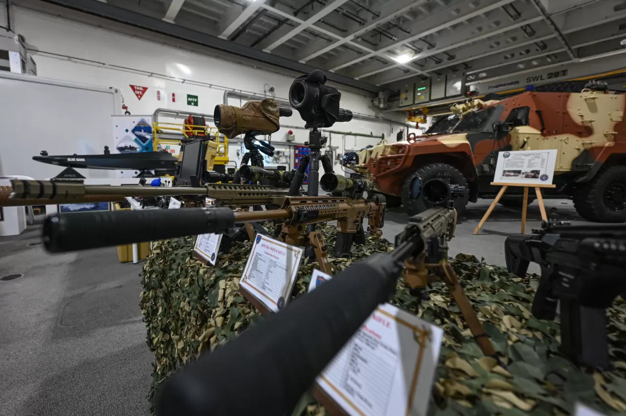 TCG Anadolu Southampton’da: Türk savunma sanayisi gövde gösterisi yaptı 3