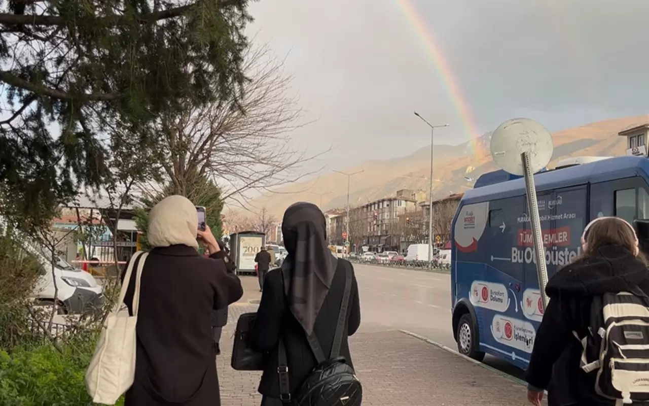 Bursa'da oluşan gökkuşağı mest etti 9