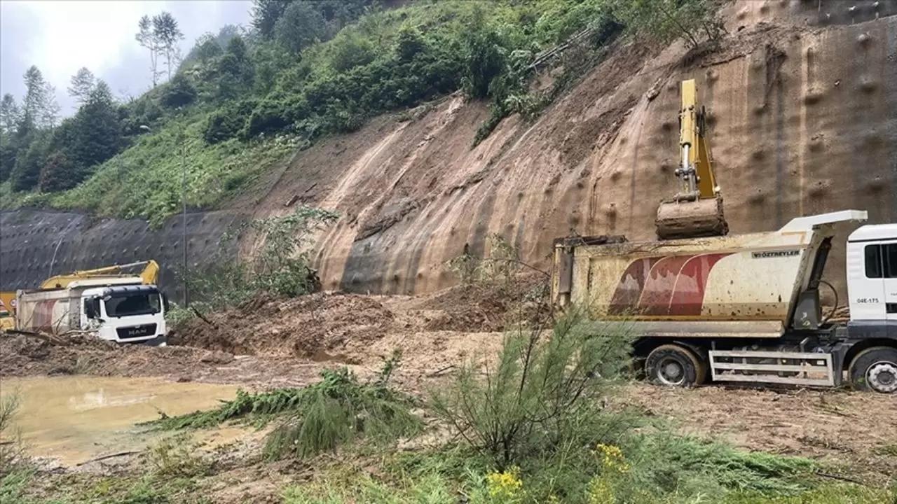 Bugün hangi yollar kapalı, nerede çalışma var? 8