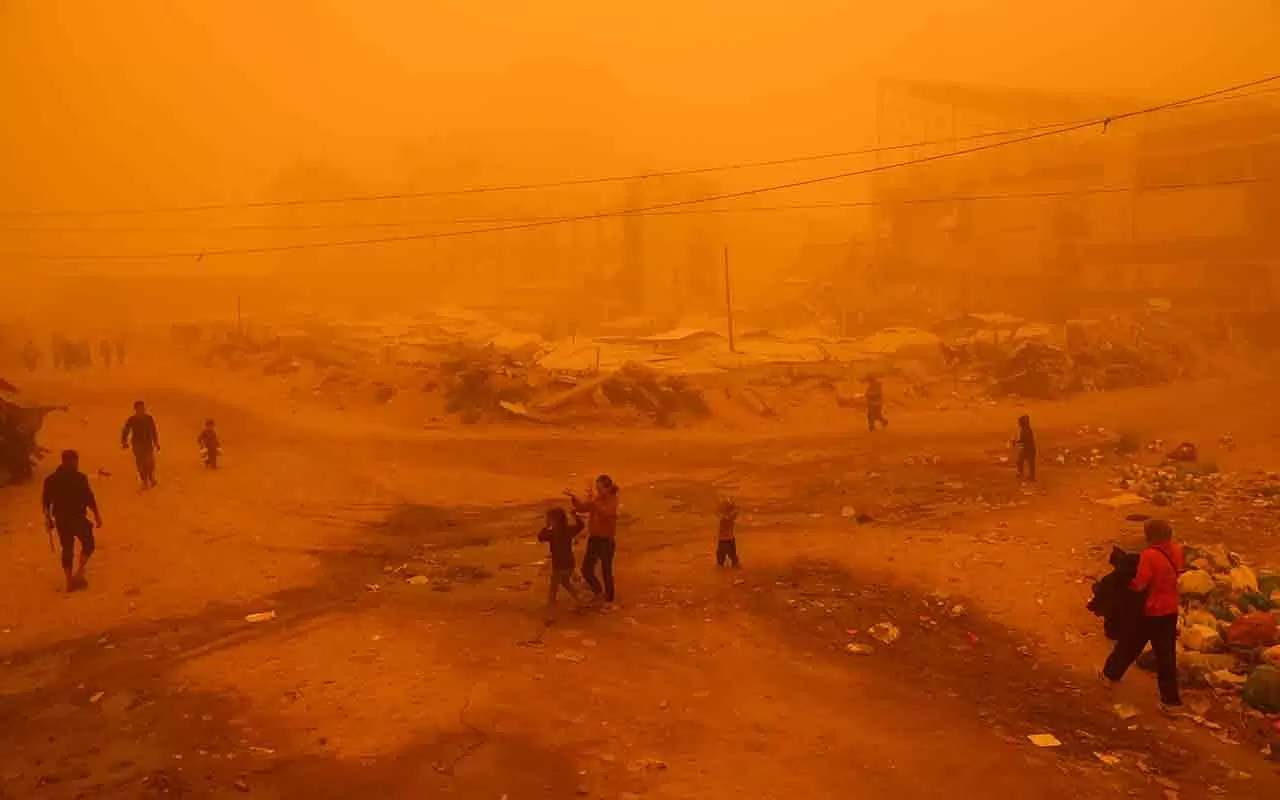 Gazze'yi bu kez de kum fırtınası vurdu! 5