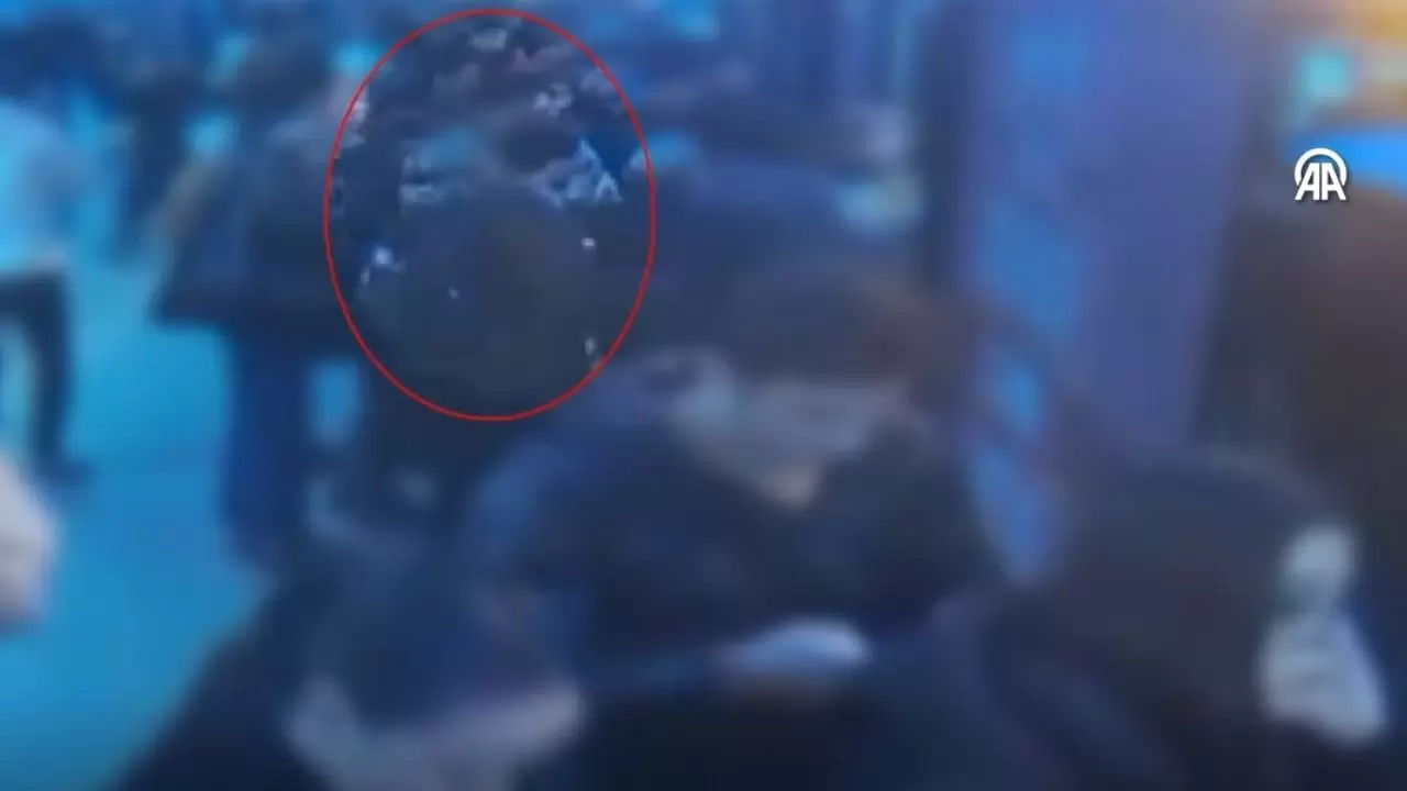 Kalabalığı fırsat bilip 6 kişinin telefonunu çaldı 3