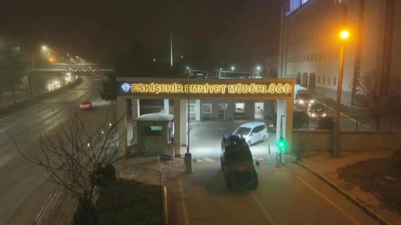 Eskişehir merkezli yasa dışı bahis çetesine büyük darbe! 2