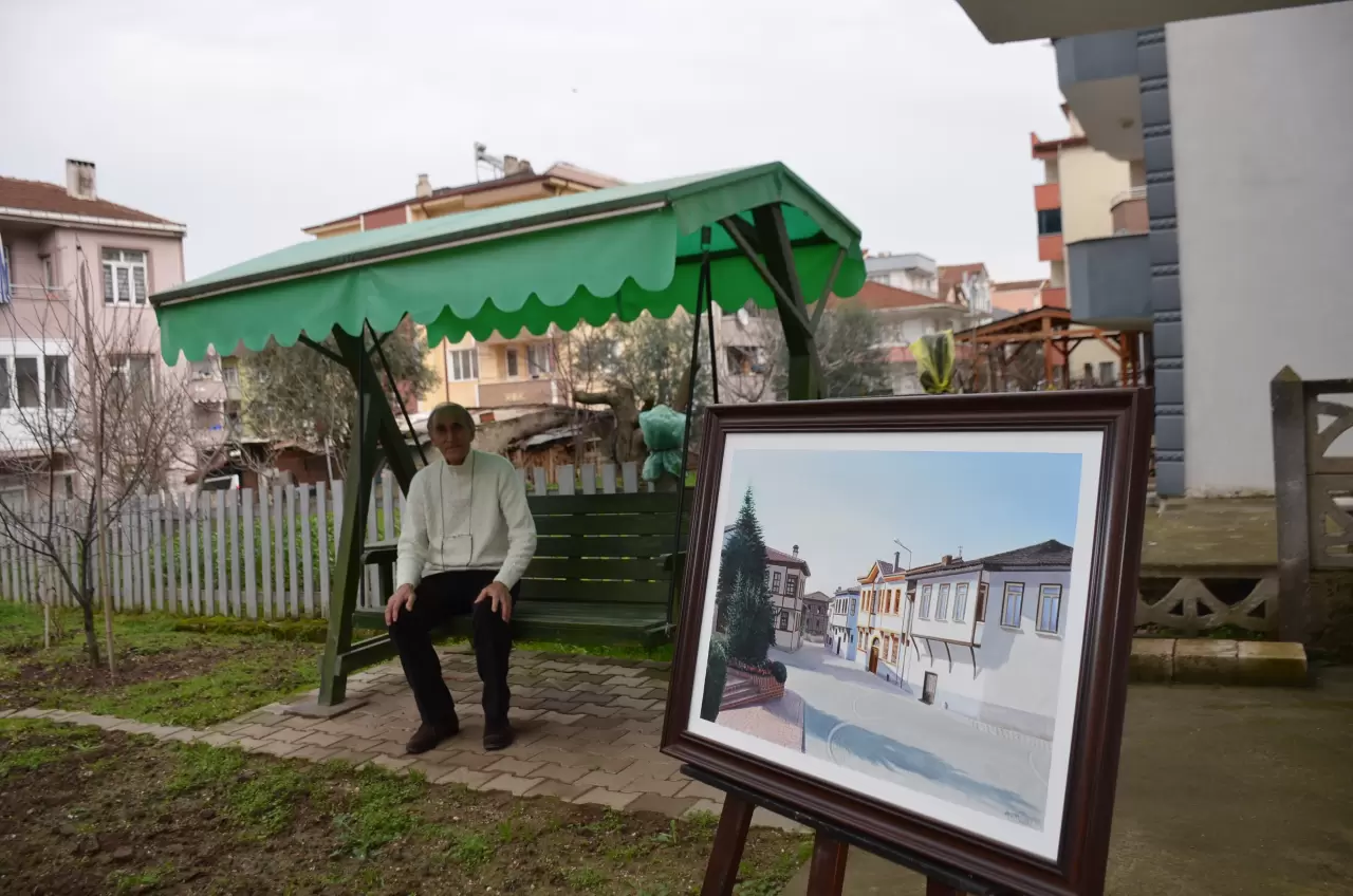 55 yıldır en yakın arkadaşı resim tuvali oldu! Atölyesini kurdu 2