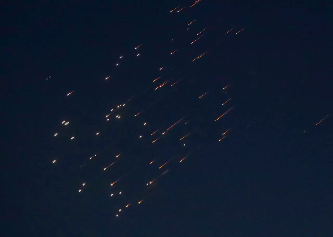 Orta Doğu’da füze trafiği: İran füzeleri Batı Şeria semalarında görüldü 4