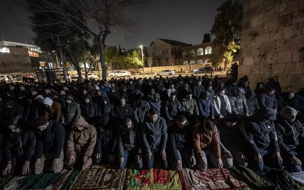 İsrail, Kadir Gecesi’nde de Mescid-i Aksa’yı Müslümanlara kapattı 1