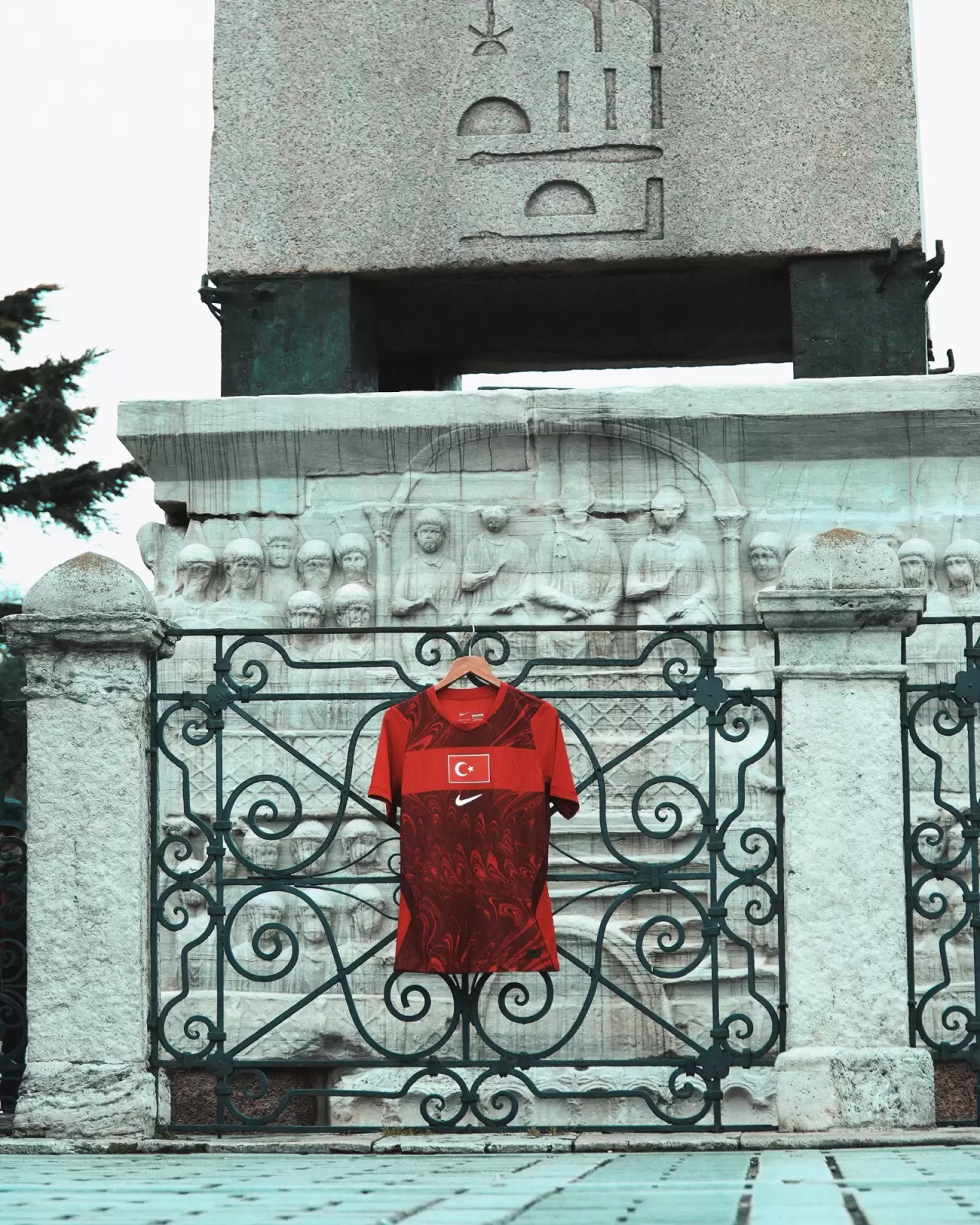 A Milli Futbol Takımımızın Romanya maçına çıkacağı formalar belli oldu 7