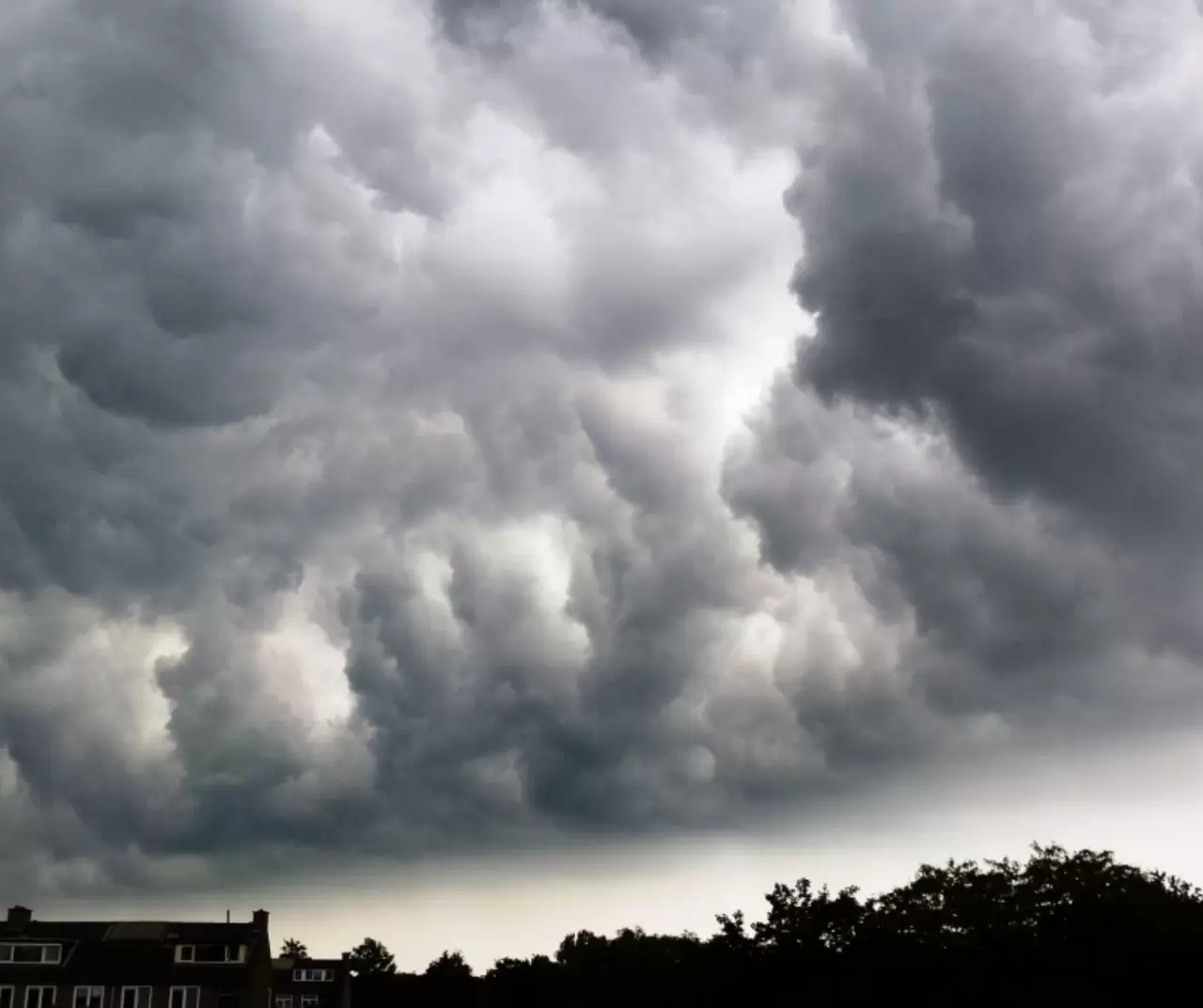 İstanbul hariç tüm Marmara’da sağanak var! 8