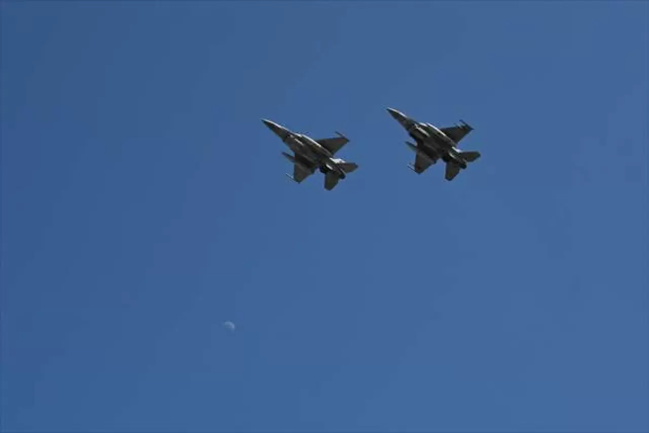 F-16'lar ve Bayraktar Akıncı göklerde! Edirne'de tören öncesi nefes kesen prova 1