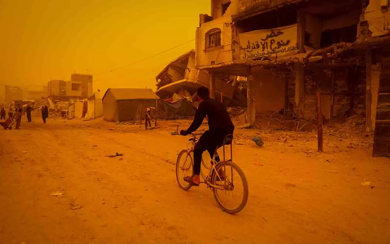 Gazze'yi bu kez de kum fırtınası vurdu! 16