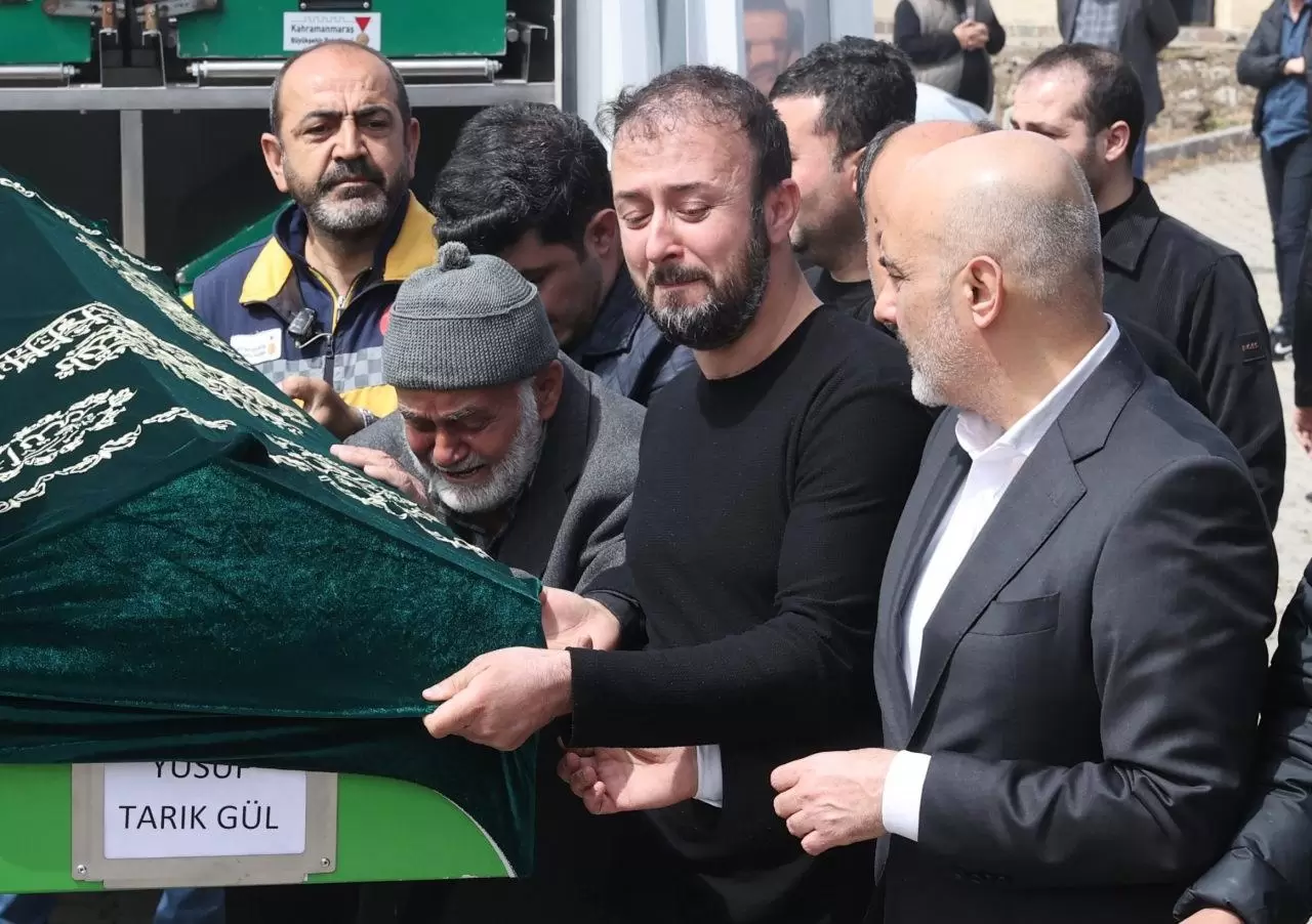 10 can 10 ayrı hikaye... Öğrenciler son yolculuğuna uğurlanıyor 2