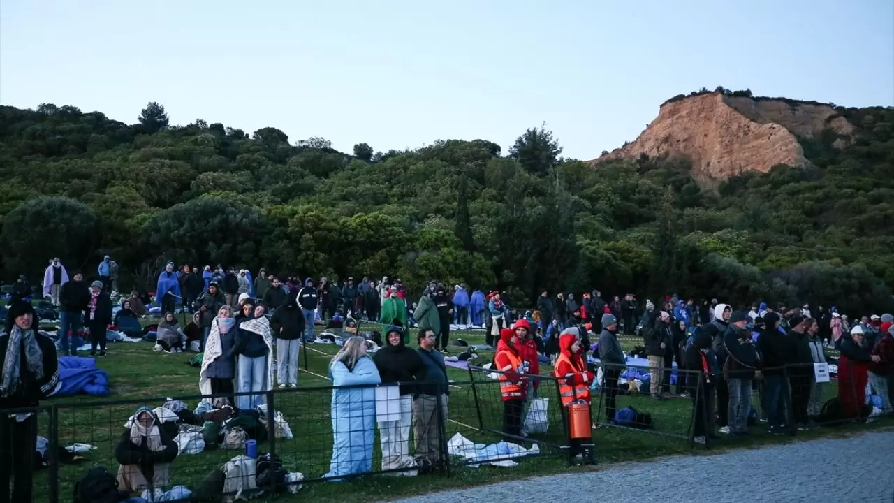 Gelibolu’da duygu dolu şafak! Anzakların 111 yıllık vefası 2