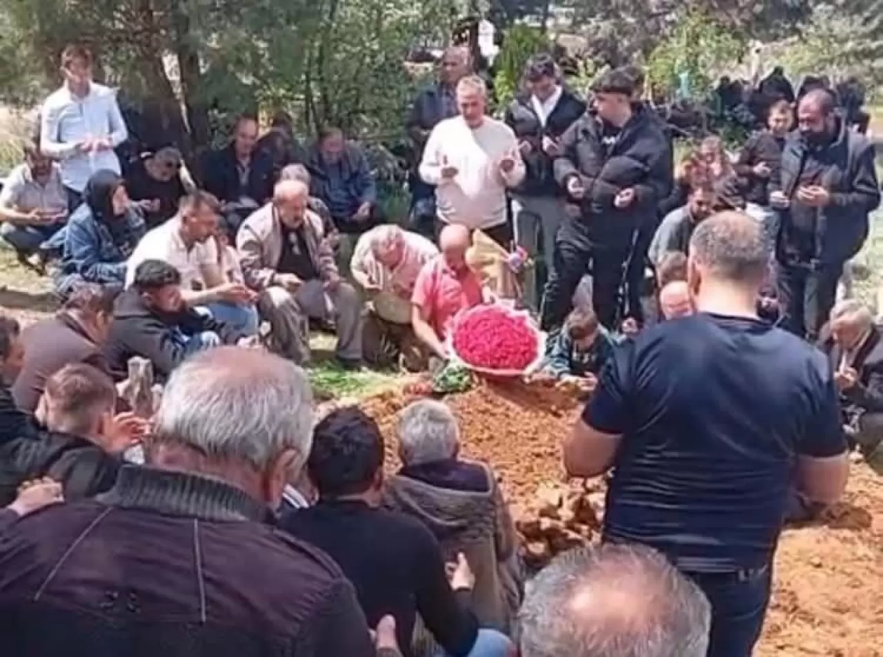 Düğün hazırlığı yaparken ölü bulundular! Mezar başındaki o detay herkesi kahretti 5