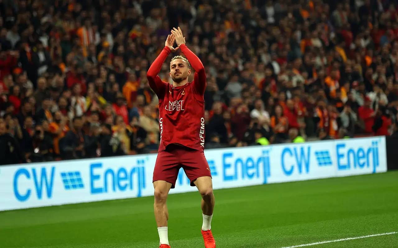 Galatasaray'ın şampiyonluk idmanında görsel şölen! 8