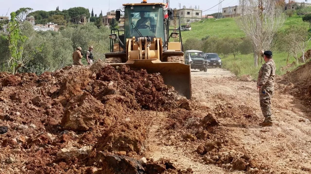 Lübnan Ordusu Mercayun-Hasbaya yolunu yeniden ulaşıma açtı 1