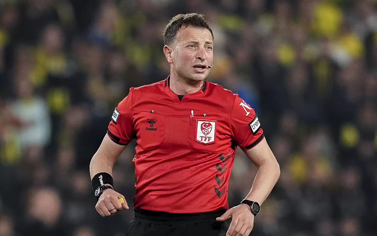 Fenerbahçe - Beşiktaş derbi maçına damga vuran anlar 7