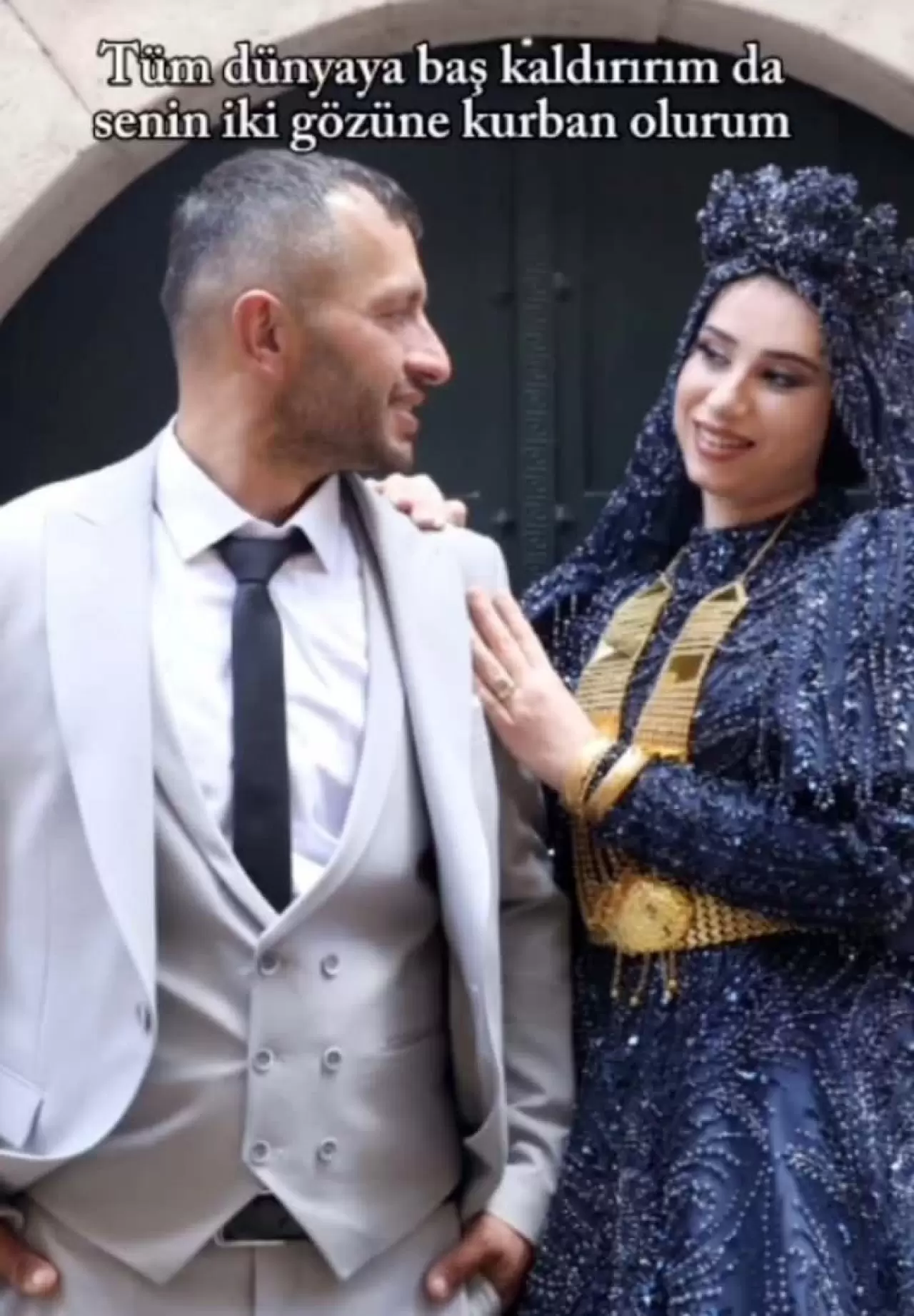 Düğün hazırlığı yaparken ölü bulundular! Mezar başındaki o detay herkesi kahretti 9