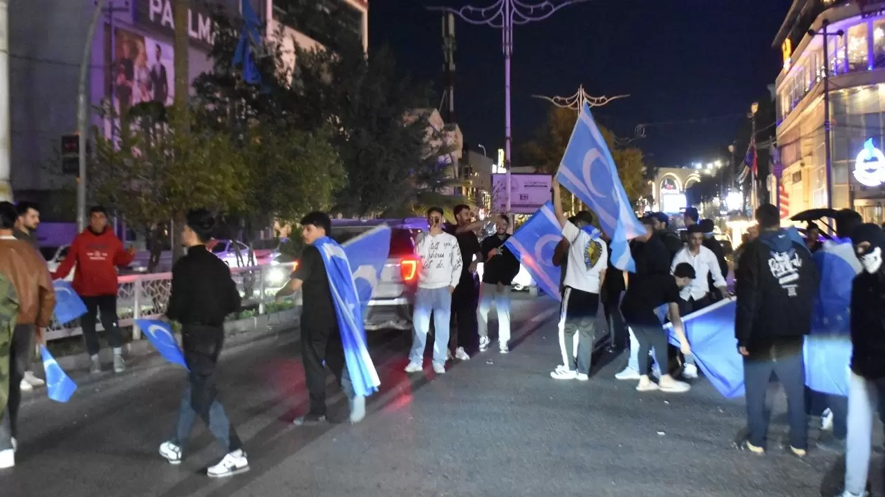 Yeni Vali Muhammed Seman Ağa’nın seçilmesi büyük coşkuyla kutlandı! 4