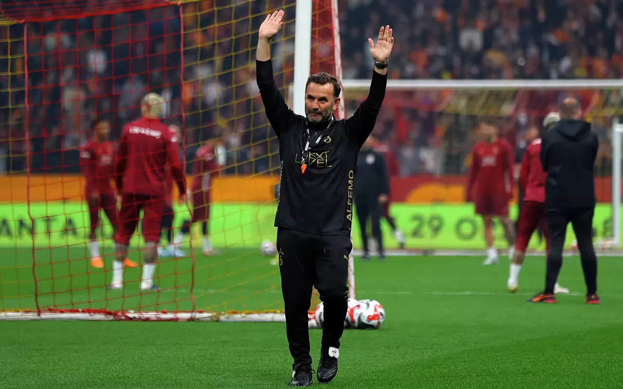 Galatasaray'ın şampiyonluk idmanında görsel şölen! 12