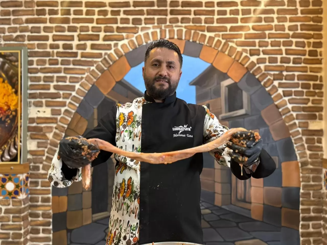 Mardin'de dev mumbar dolması! Yöresel lezzetler tanıtılıyor 1