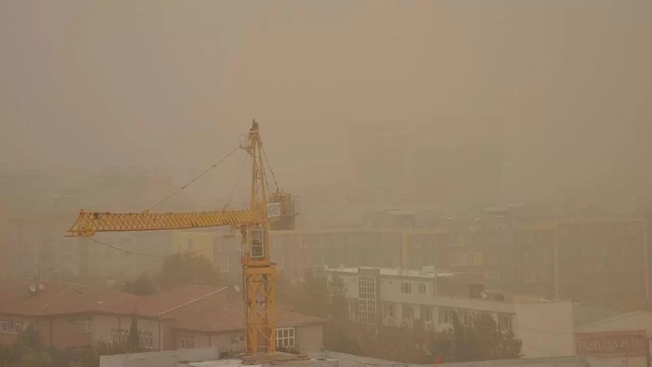 Batı’da toz taşınımı, Doğu’da çığ riski 6