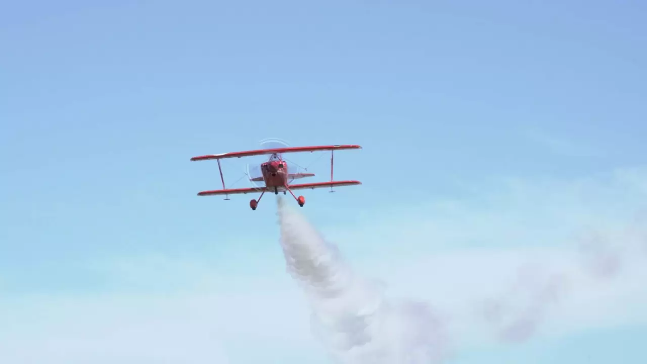Türkiye’nin İlk kadın akrobasi pilotu 'Dünya Pilotlar Günü' için havalandı 3