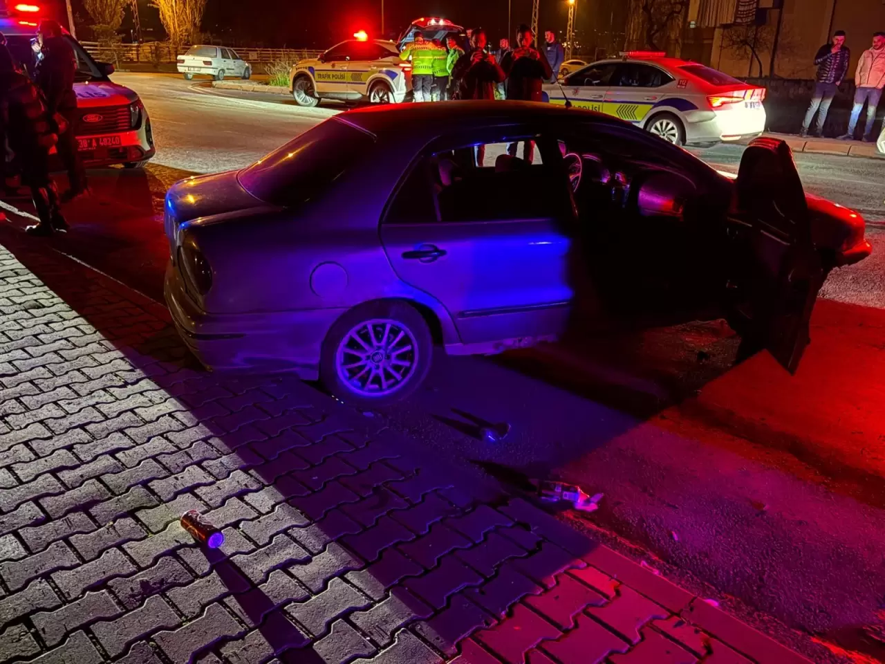 Kayseri’de polisten kaçan sürücüye rekor ceza! Tam 685 bin TL ödeyecek 1