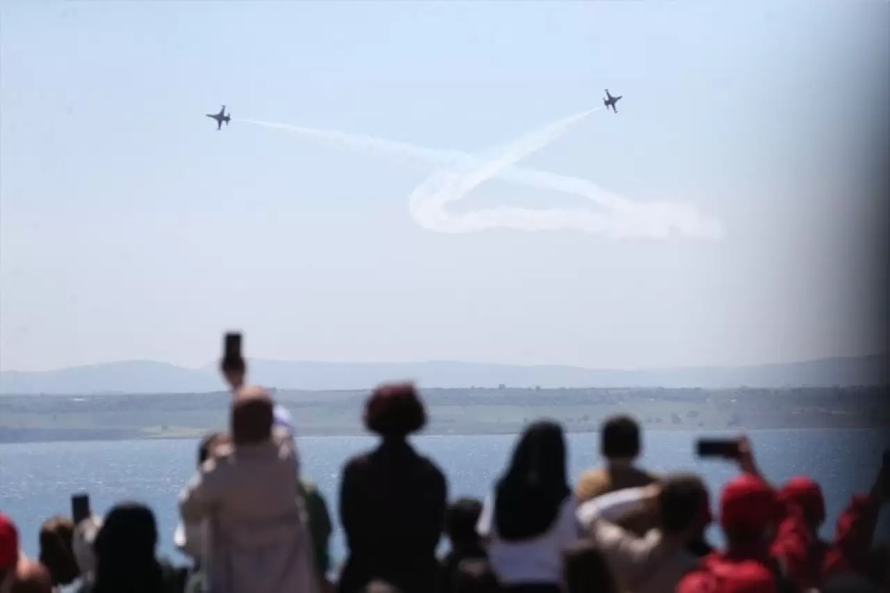 Türk Yıldızları’ndan 111. Yıl selamı 9