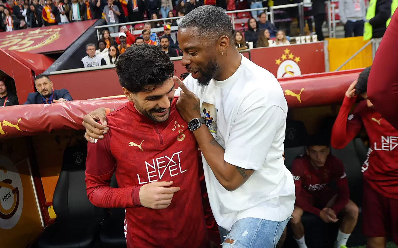 Galatasaray'ın şampiyonluk idmanında görsel şölen! 13