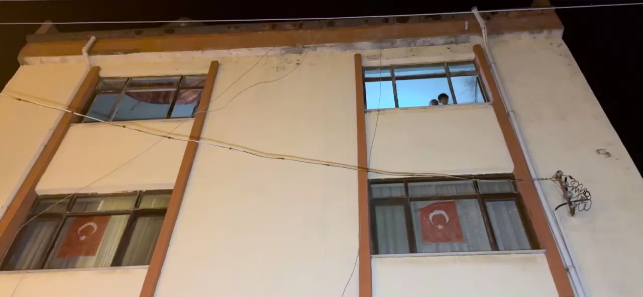 Edirne’de apartman dairesinden yayılan koku acı gerçeği ortaya çıkardı: Yaşlı adam evinde ölü bulundu! 1