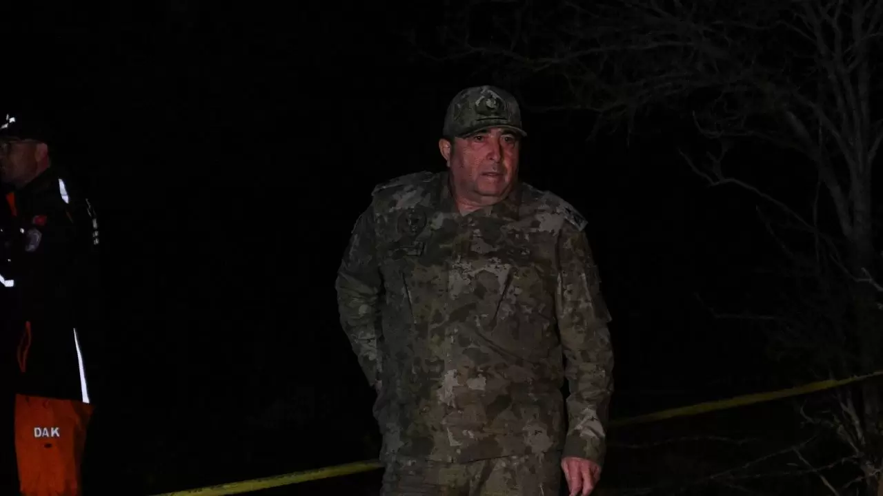 Ankara’da askeri helikopter kaza kırıma uğradı! Sincan Kaymakamı'ndan sevindiren açıklama 8