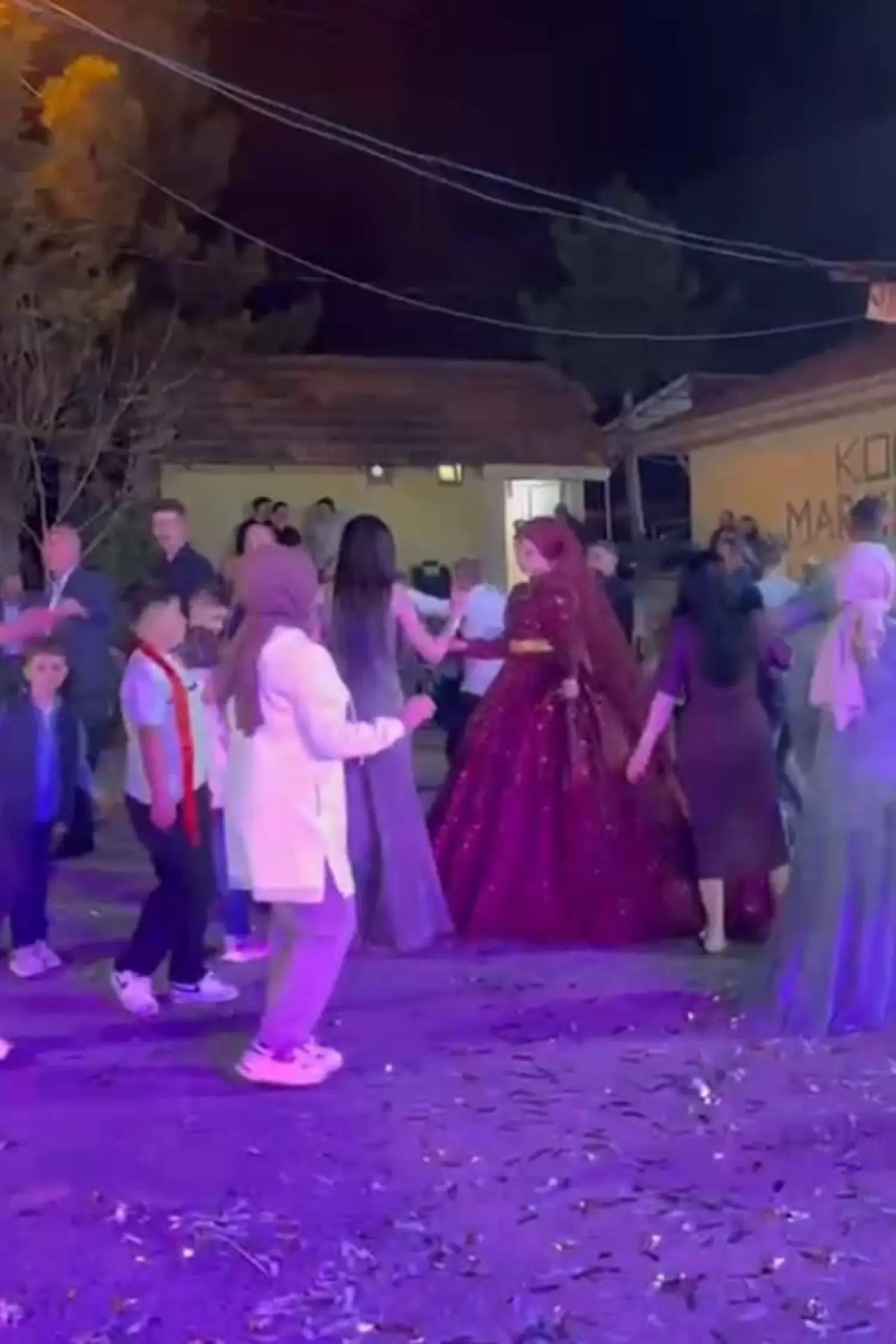 Düğün hazırlığı yaparken ölü bulundular! Mezar başındaki o detay herkesi kahretti 3