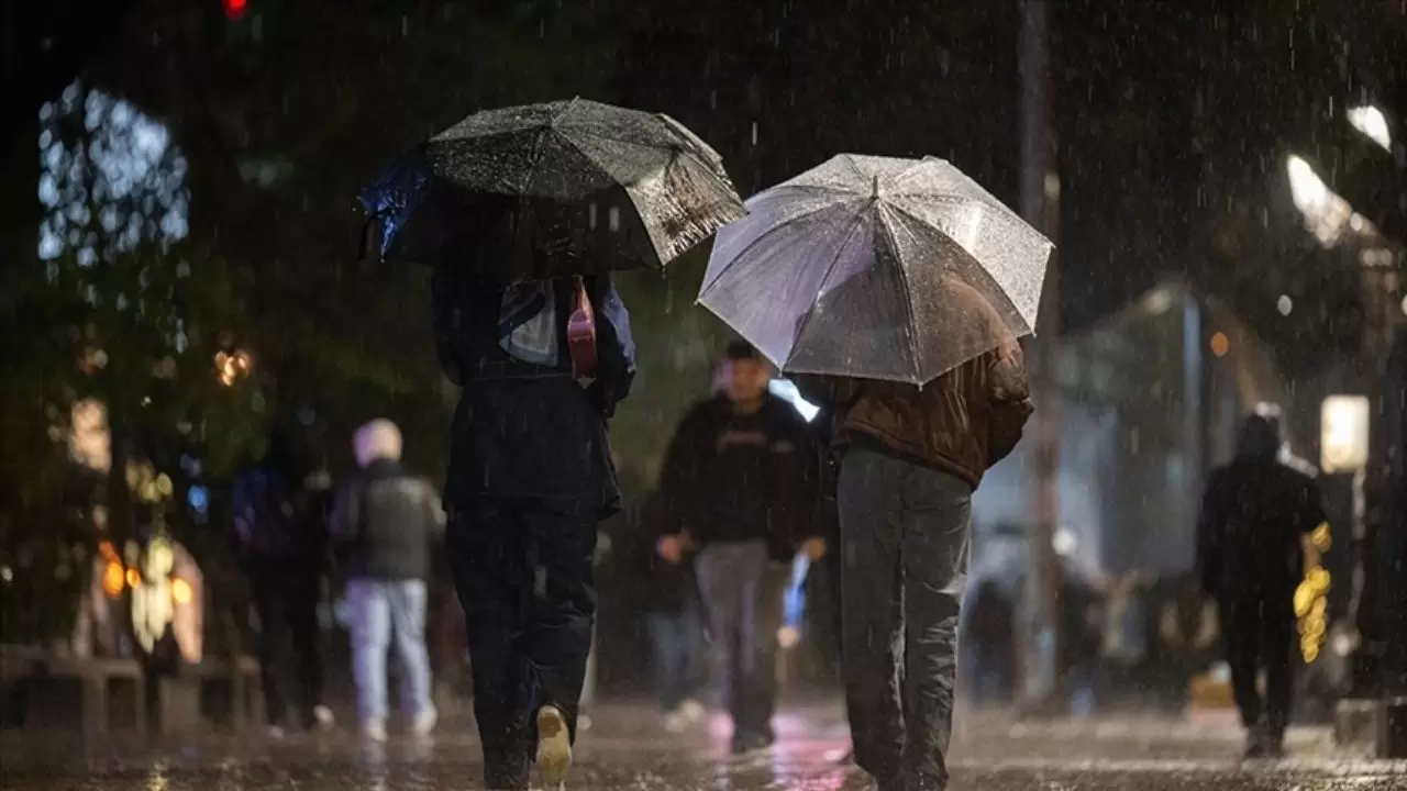 Sağanak yağış hangi illeri vuracak? İşte bölge bölge sıcaklıklar! 2