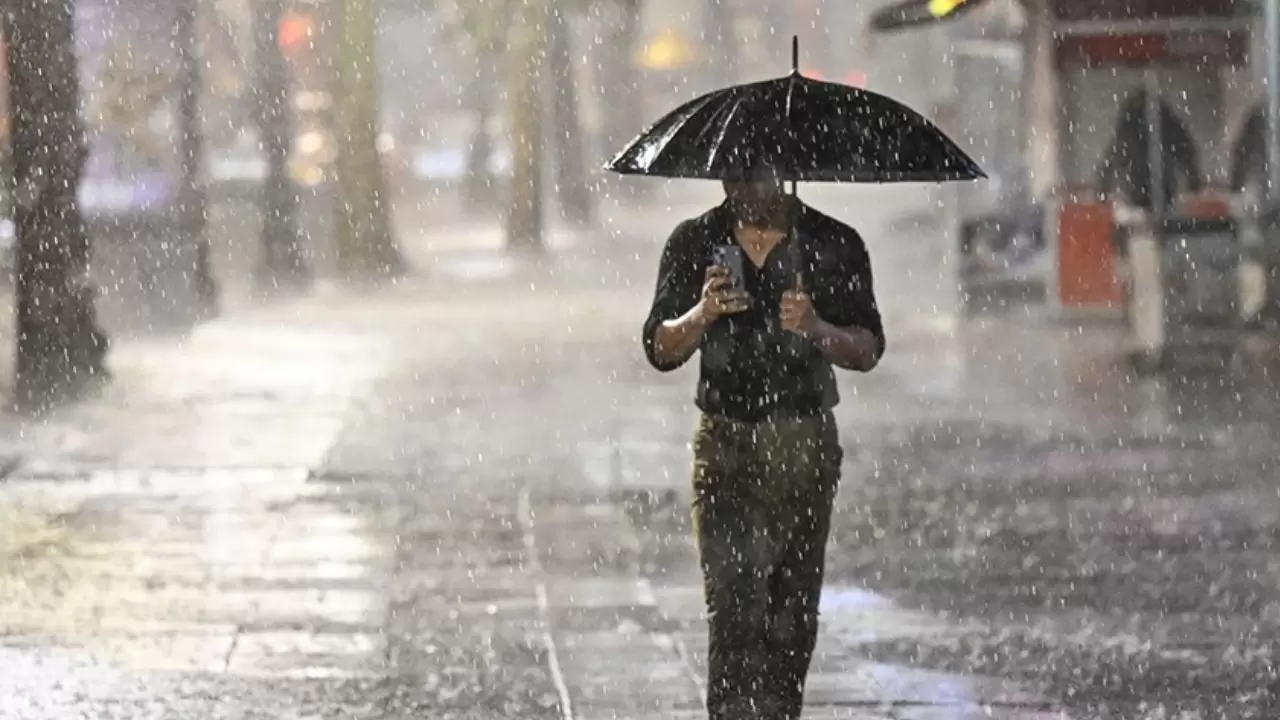 Türkiye genelinde sağanak ve fırtına alarmı: Çığ ve kuvvetli yağış uyarıları peş peşe geldi! 4