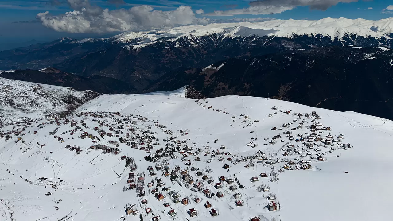 2 Bin 200 Rakımda kar manzarası 4
