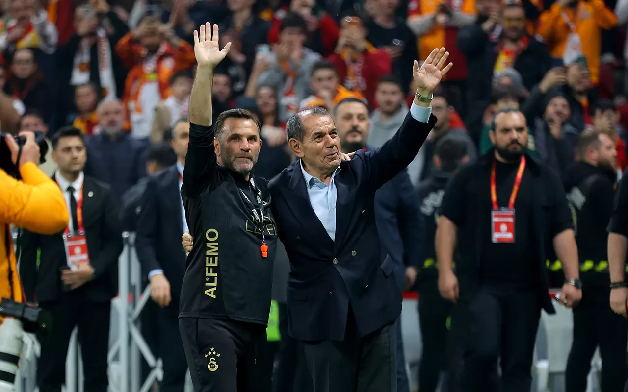 Galatasaray'ın şampiyonluk idmanında görsel şölen! 11
