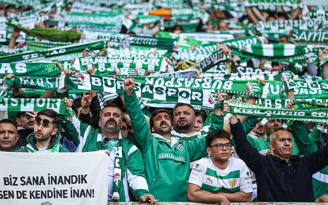 Bursaspor şampiyon oldu, Bursa alev aldı! 12