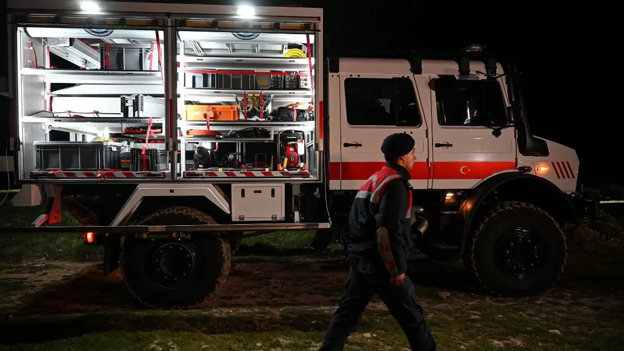 Ankara’da askeri helikopter kaza kırıma uğradı! Sincan Kaymakamı'ndan sevindiren açıklama 6