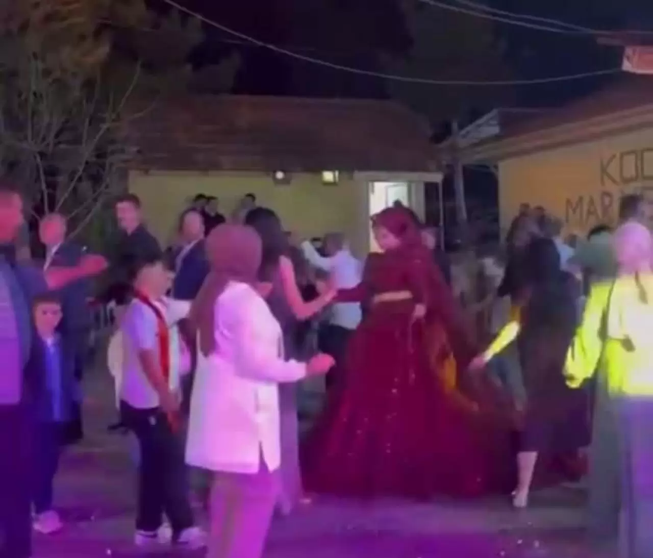 Düğün hazırlığı yaparken ölü bulundular! Mezar başındaki o detay herkesi kahretti 7