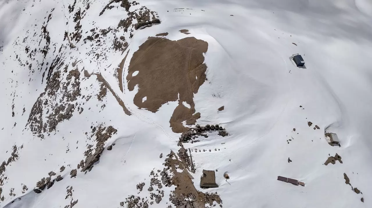 UNESCO mirası Nemrut'ta kış güzelliği: Manzarayı görenler hayran kaldı 7