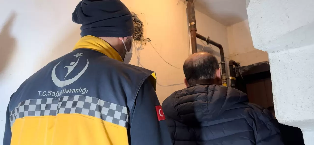 Edirne’de apartman dairesinden yayılan koku acı gerçeği ortaya çıkardı: Yaşlı adam evinde ölü bulundu! 2