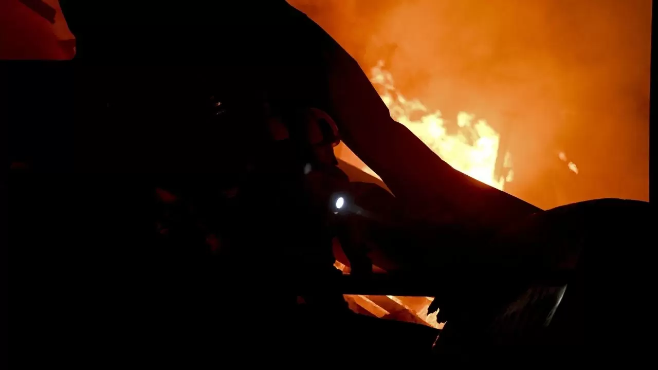 Ankara Sincan’da korkutan yangın: İlaç fabrikası 5 saatte söndürüldü 7