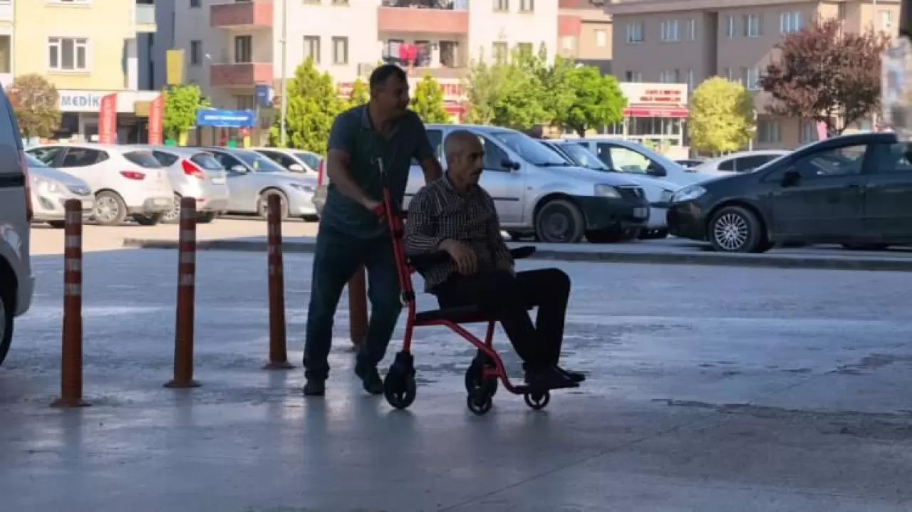 Kurban Bayramı’nın ilk günü aciller 'acemi kasaplarla' doldu! 2