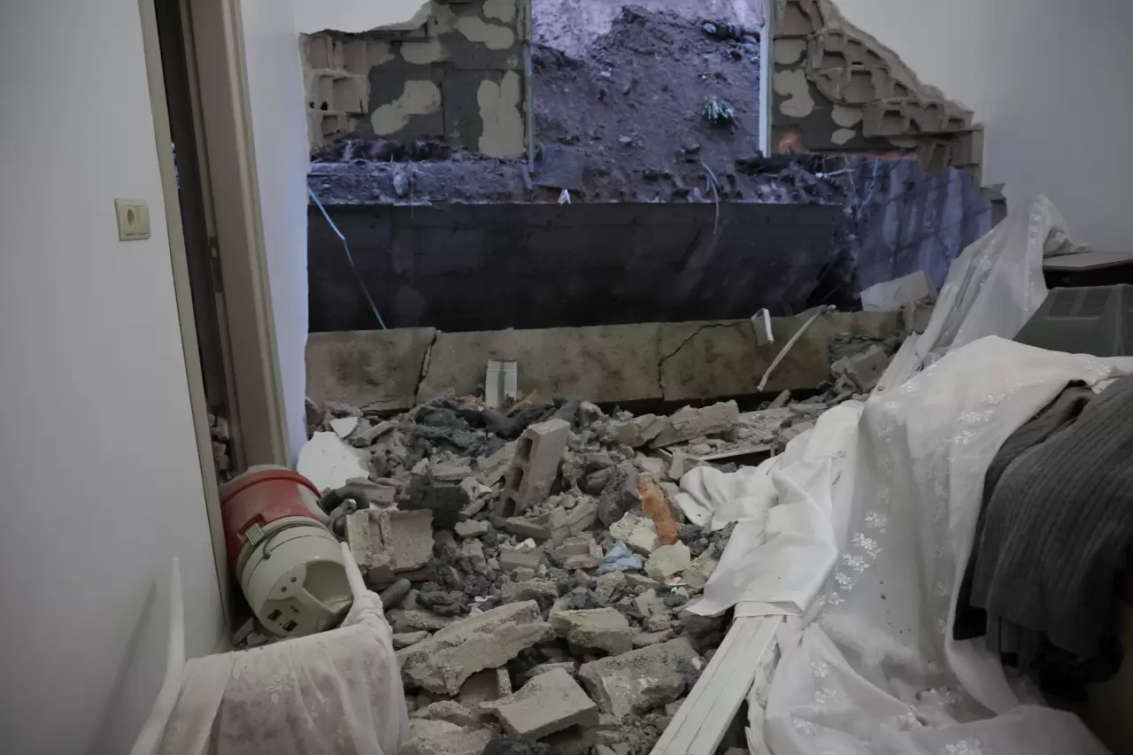Nevşehir'de sabaha karşı dehşet! 'Yıldırım düştü sandık, istinat duvarı evimize girdi' 10