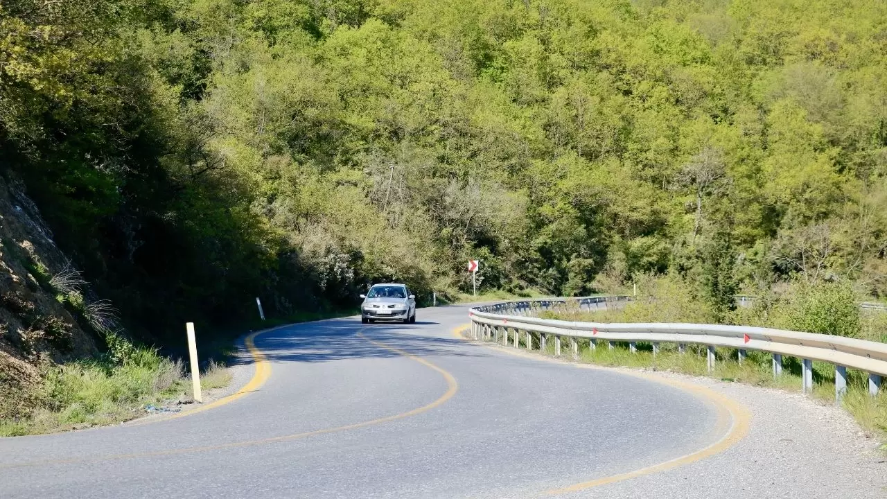 Kocaeli'de masalsı yolculuk! Eski İstanbul Yolu çiçek açtı: Şehrin gürültüsünden kaçmak isteyenlerin yeni gözdesi! 7
