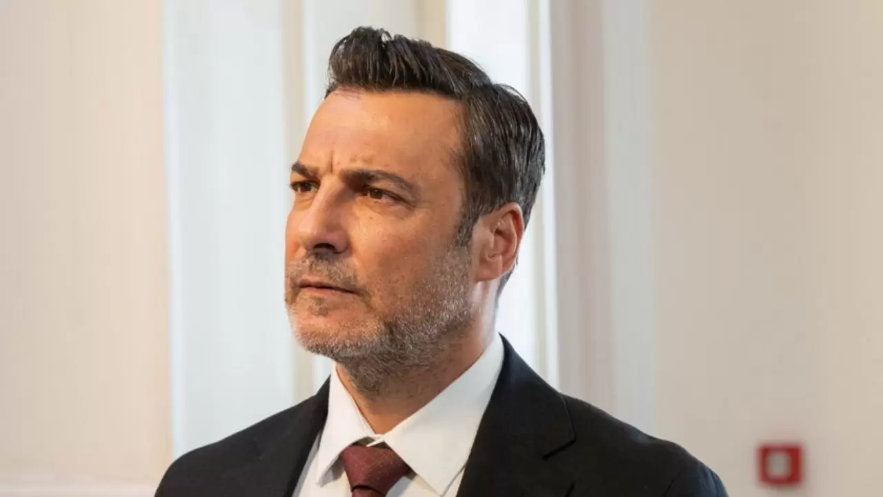Kıvılcım ve Ömer arasında büyük yüzleşme 23