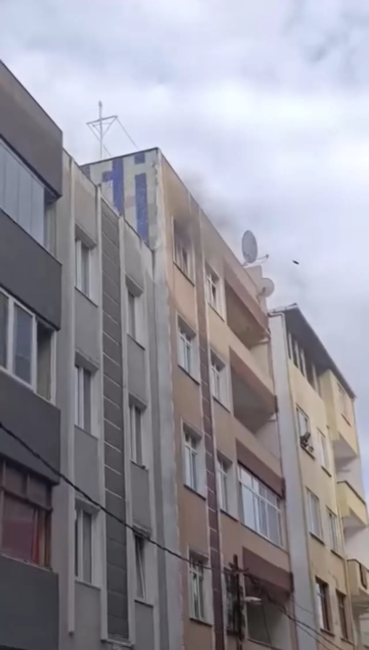 Yangın ihbarına giden itfaiyenin karşılaştığı manzara şok etti! 3