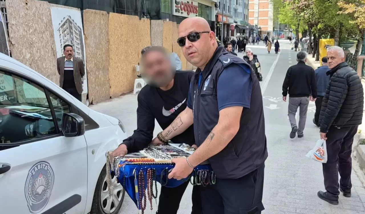 Eskişehir'de zabıta baskını gerginliği! Seyyar satıcı isyan etti 6