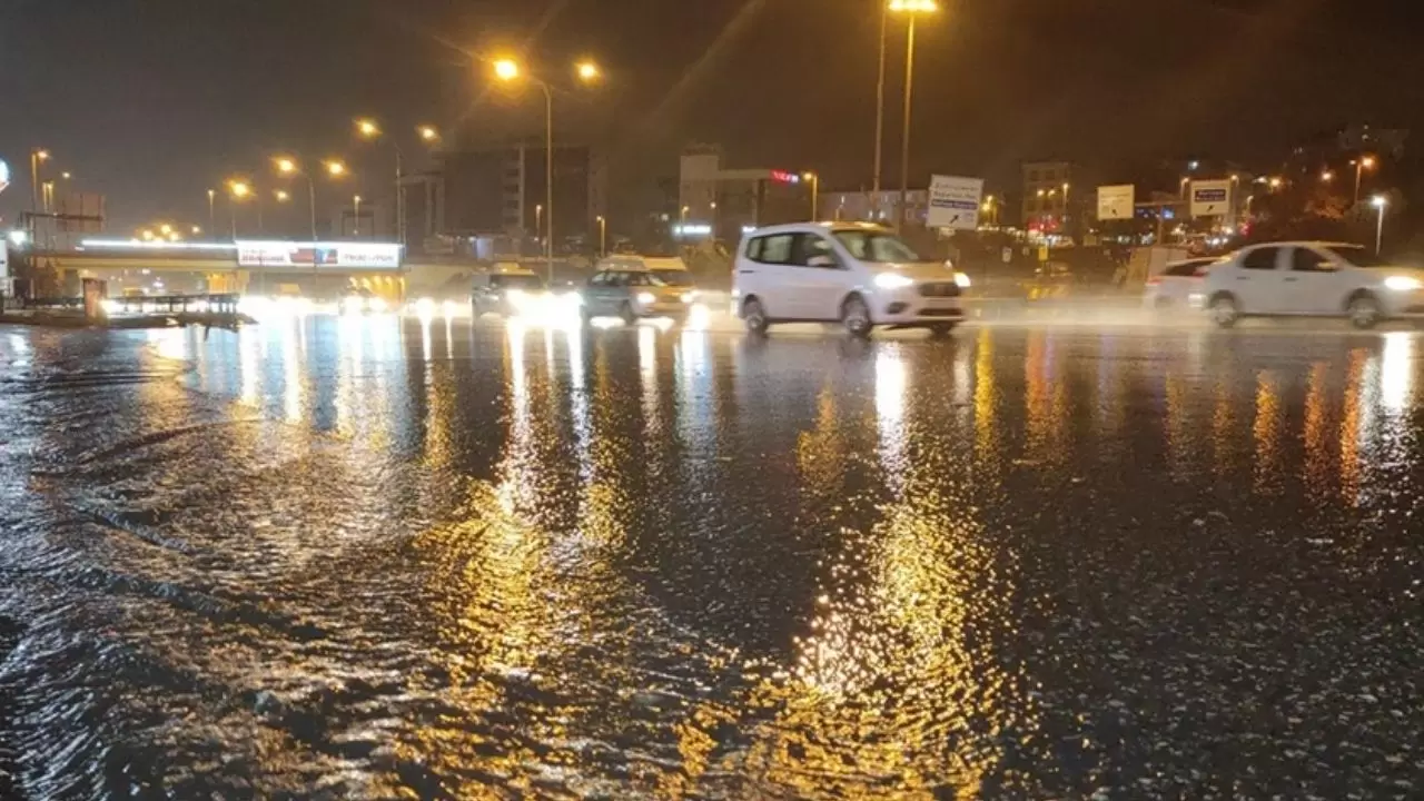 Marmara'da şiddetli sağanak, Ege'de kar sürprizi! İşte 4 Mayıs 2026 il il hava durumu raporu! 7