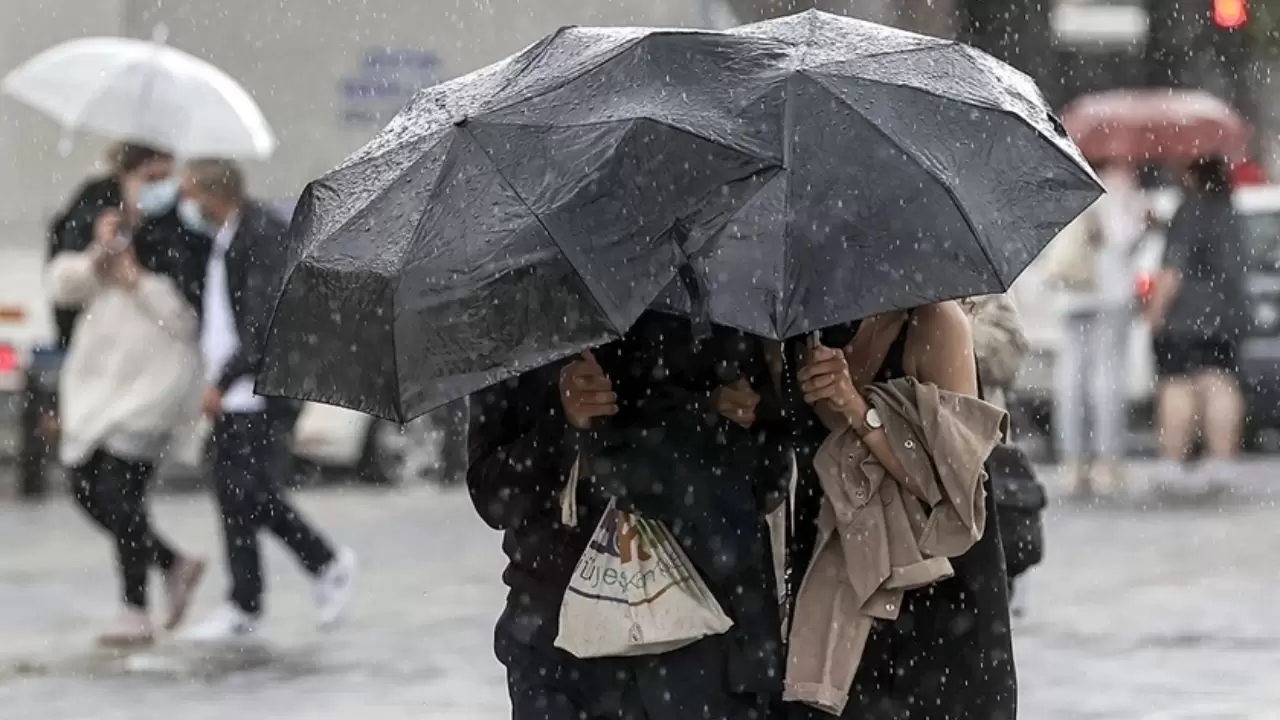 Marmara'da şiddetli sağanak, Ege'de kar sürprizi! İşte 4 Mayıs 2026 il il hava durumu raporu! 8