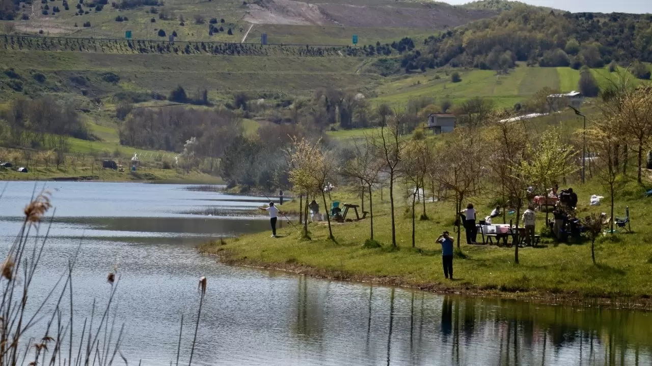 Kocaeli'de masalsı yolculuk! Eski İstanbul Yolu çiçek açtı: Şehrin gürültüsünden kaçmak isteyenlerin yeni gözdesi! 8
